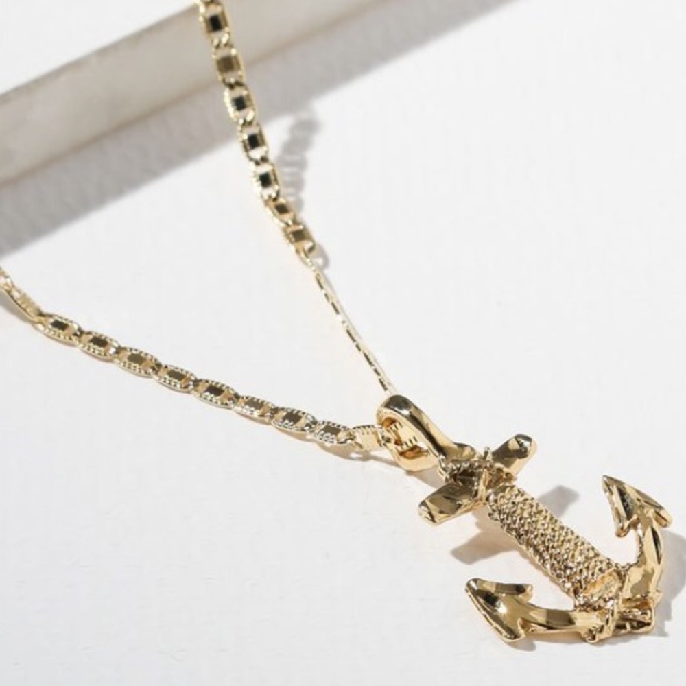 New Vanessa Mooney gold THE CREW NECKLACE anchor
